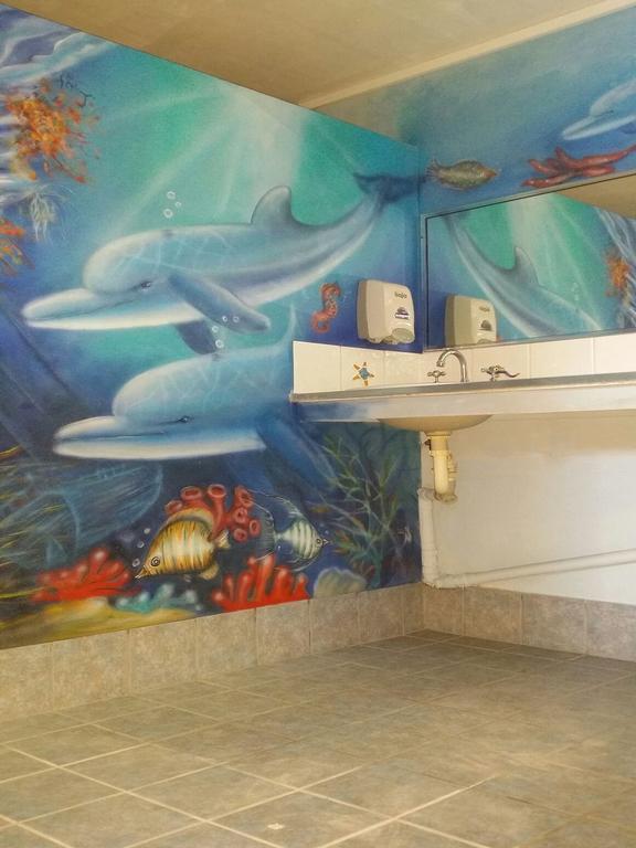 Reef Backpackers Hostel *